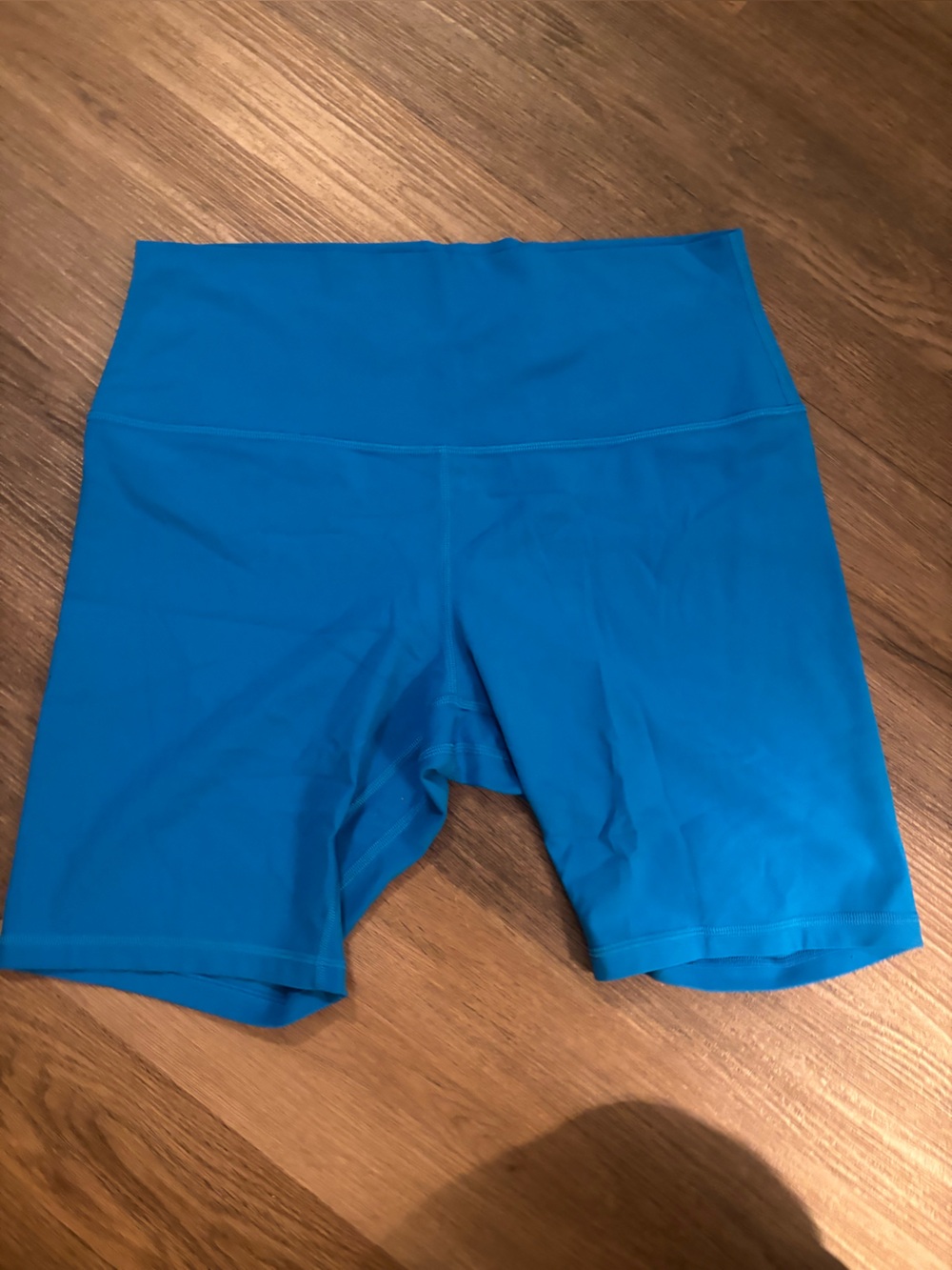 lululemon athletica Mid-Rise Performance Bike Shorts - Bright Blue
